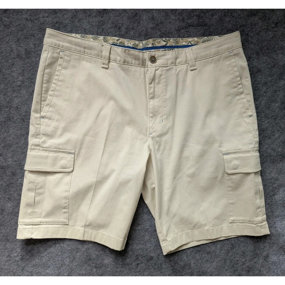 Tommy Bahama Men's Sz 38  Cargo Shorts Cotton Spandex Beige